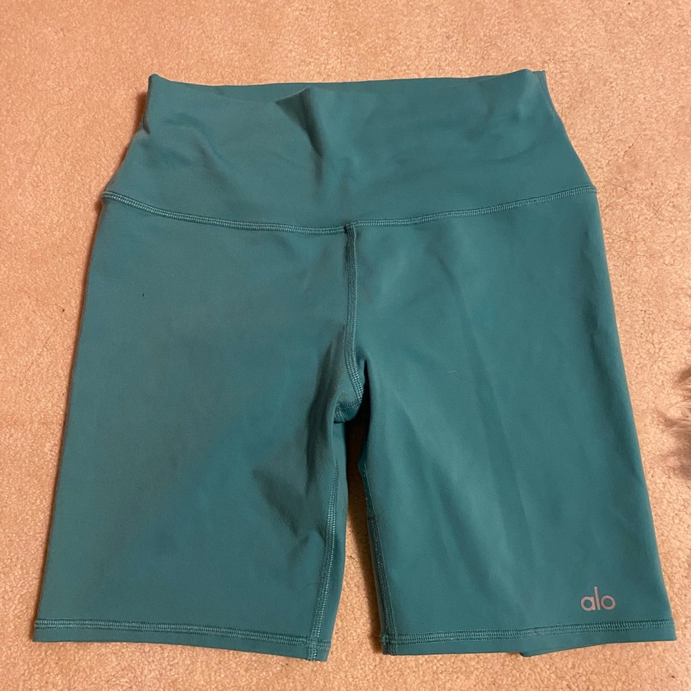 Alo biker shorts